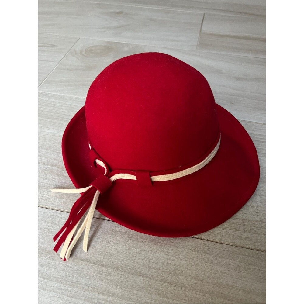 Vintage Doeskin 100% Wool Cloche Hat Womens Red USA Made Bow Church Cottagecore